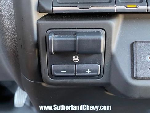 Used 2022 Chevrolet Silverado 1500 Custom Trail Boss AWD/4WD image 34