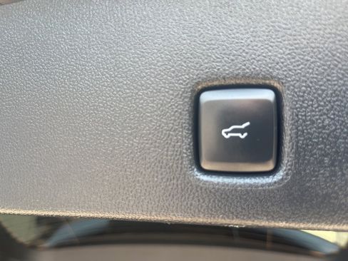 Used 2022 Ford Escape SEL w/ Technology Package image 14