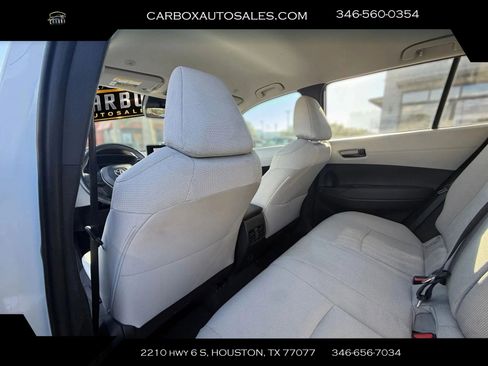 Used 2023 Toyota Corolla Cross LE image 18