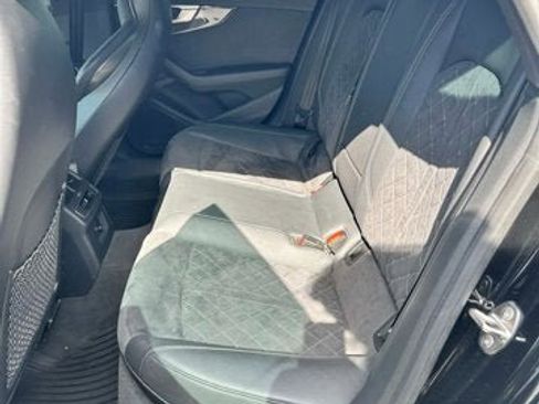 Used 2022 Audi S5 Premium image 8