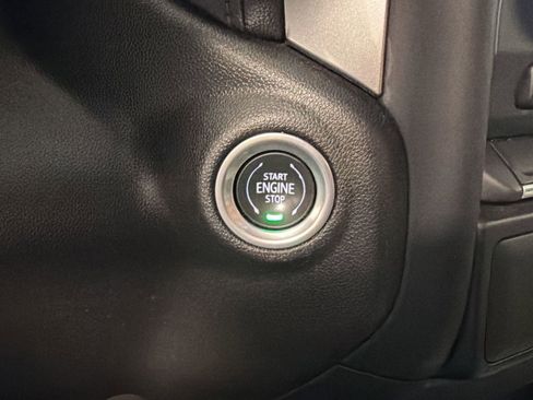 Used 2022 Chevrolet Silverado 1500 LT image 26