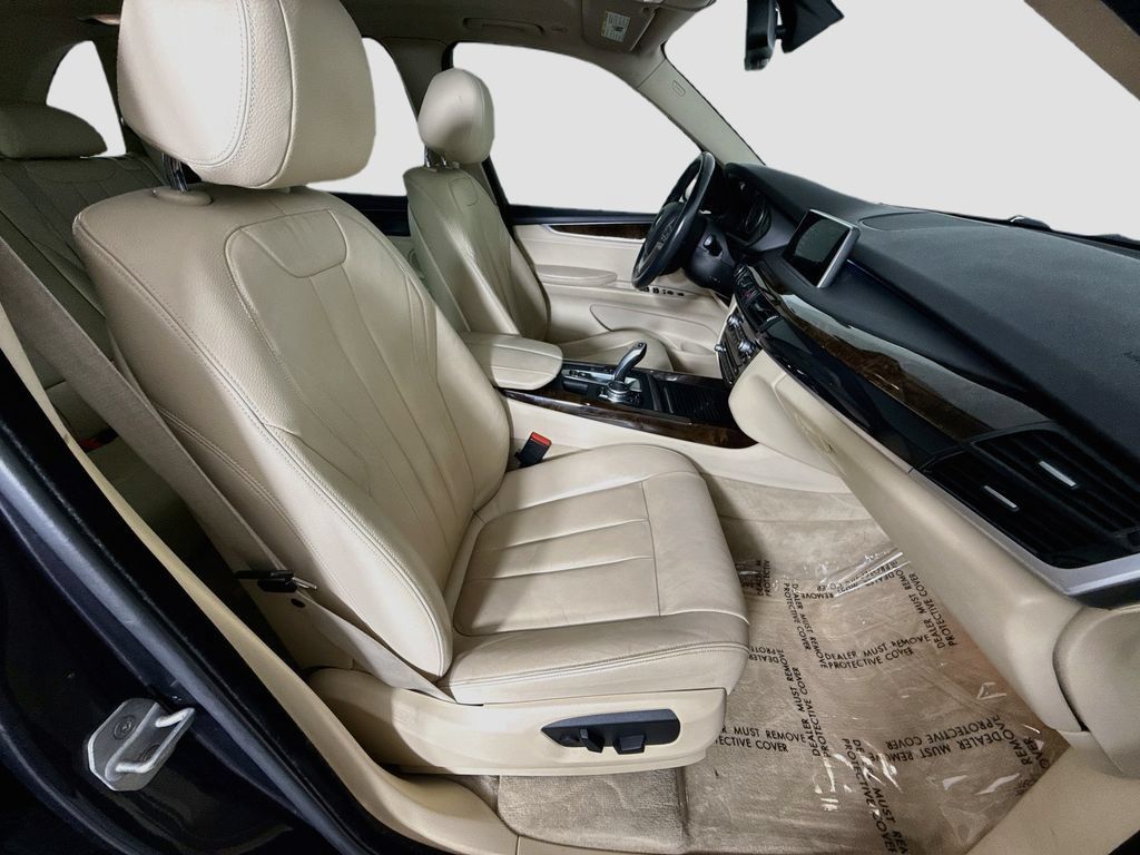 Used 2015 BMW X5 xDrive35i AWD/4WD image 28