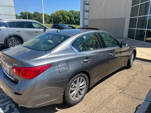 Used 2015 INFINITI Q50 Premium w/ Navigation Package RWD image 14