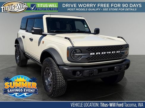 Used 2025 Ford Bronco Badlands AWD/4WD image 1