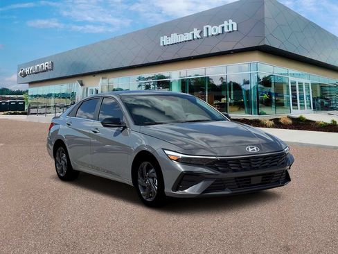 New 2026 Hyundai Elantra SEL Sport Premium FWD image 11