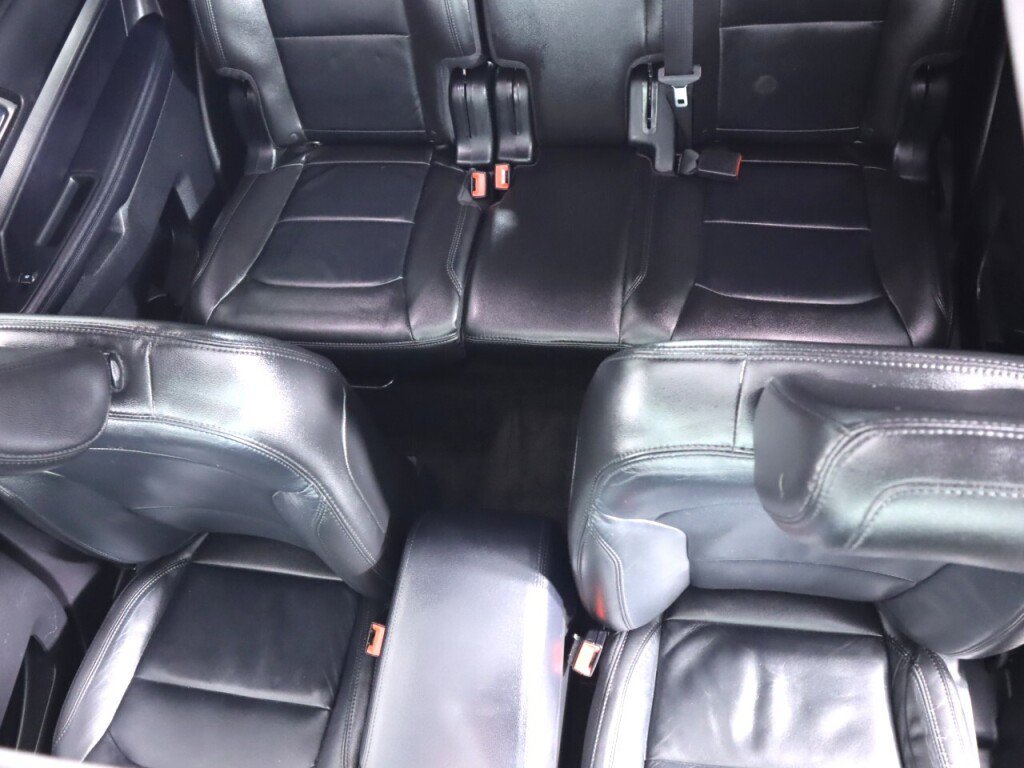 Used 2018 Ford Explorer XLT w/ Equipment Group 202A AWD/4WD image 36