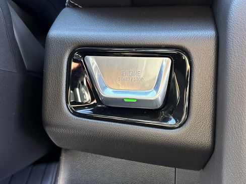 New 2026 GMC Yukon Denali image 17