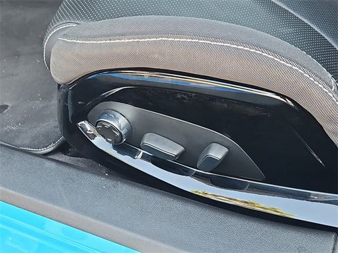 Used 2022 Chevrolet Corvette Stingray Preferred Cpe w/ Z51 Performance Package image 13