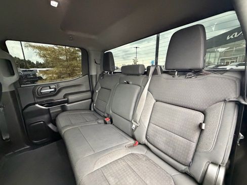 Used 2021 Chevrolet Silverado 1500 LT Trail Boss AWD/4WD image 6
