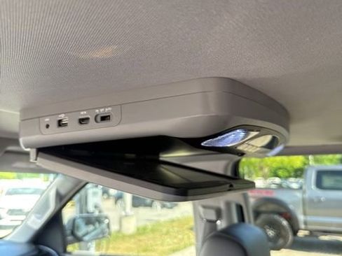 Used 2015 Chevrolet Tahoe LT image 14