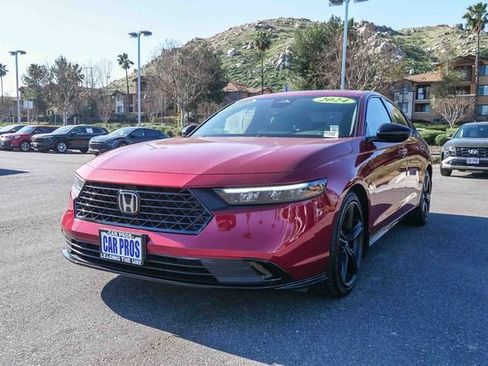 Used 2024 Honda Accord Sport image 2