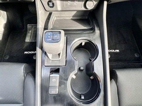 Certified 2024 Nissan Rogue SV w/ SV Premium Package AWD/4WD image 20
