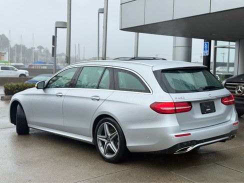 Used 2019 Mercedes-Benz E 450 4MATIC Wagon image 4