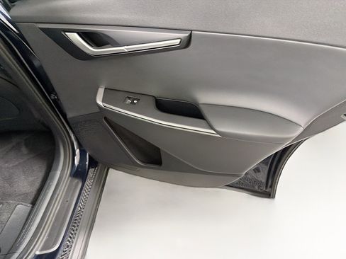 Used 2024 Kia EV6 Light RWD image 29