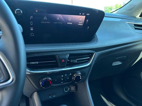 Used 2025 Buick Encore GX Preferred image 26