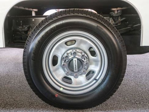 New 2026 Ford F350 XL w/ XL Chrome Package RWD image 14