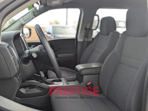 Used 2022 Nissan Frontier S w/ Technology Package RWD image 25