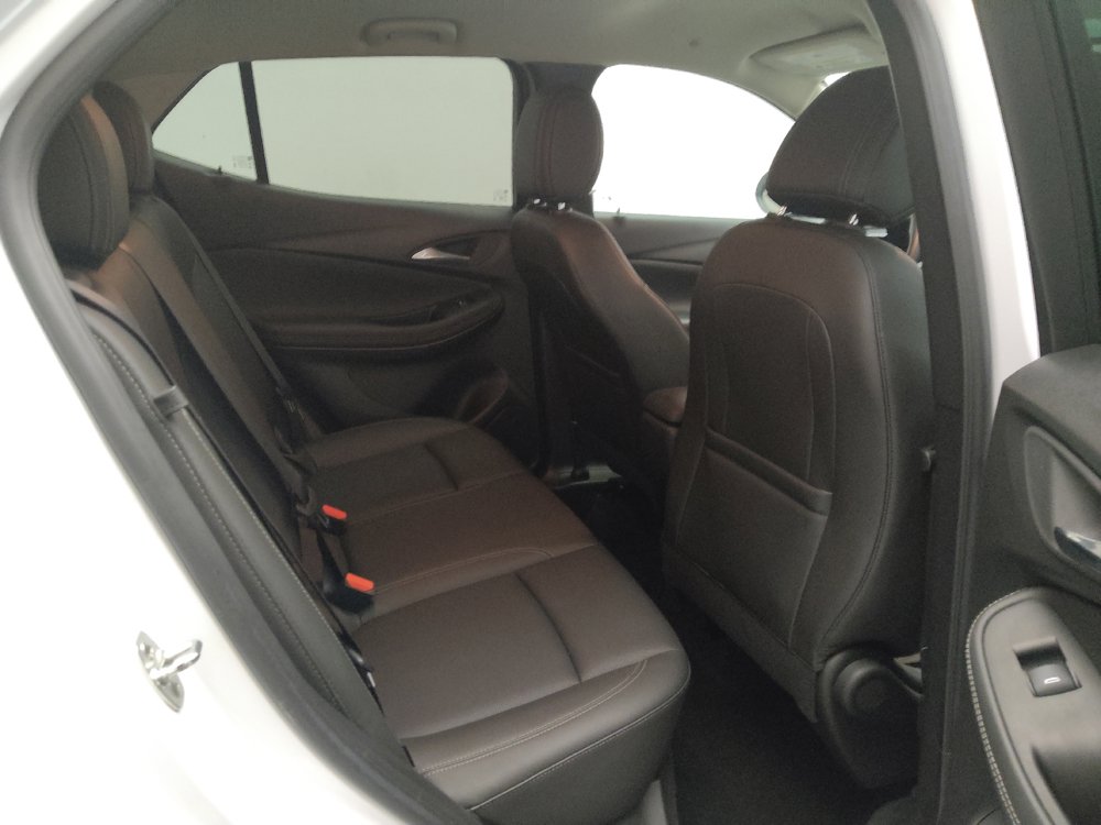 Used 2024 Buick Encore GX Sport Touring FWD image 19