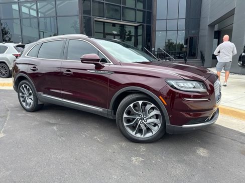 Used 2022 Lincoln Nautilus Reserve w/ Equipment Group 201A AWD/4WD image 2