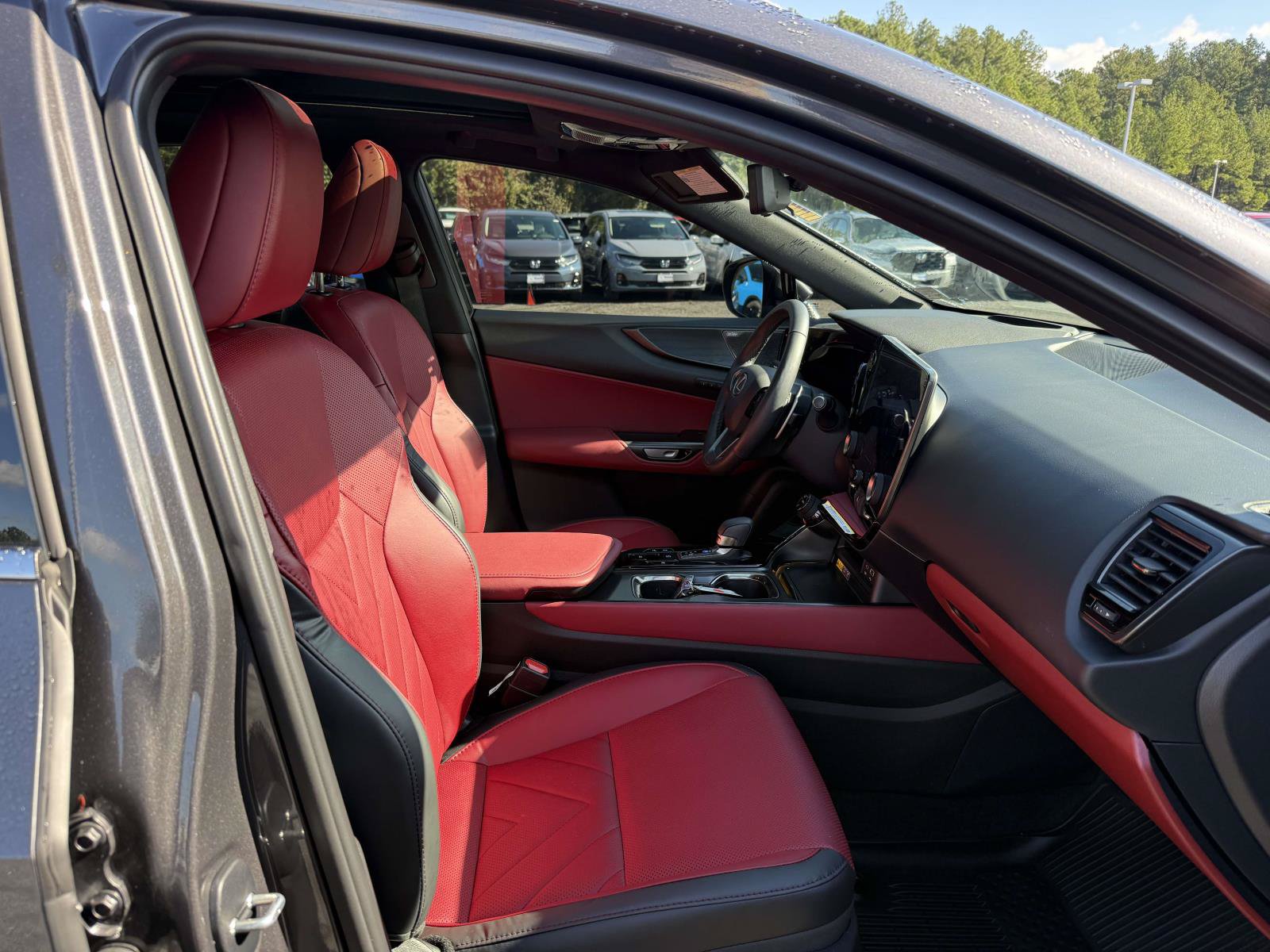 Used 2025 Lexus NX 350h AWD w/ Luxury Package image 17