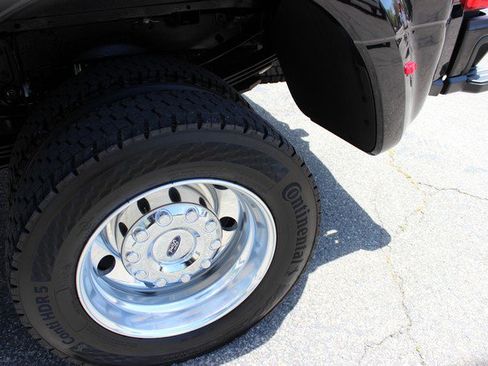 Used 2026 Ford F450 Platinum w/ Platinum Plus Package AWD/4WD image 5