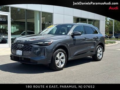 Used 2025 Audi Q5 Premium w/ Convenience Package
