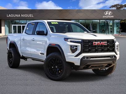 Used 2024 GMC Canyon Elevation w/ Convenience Package