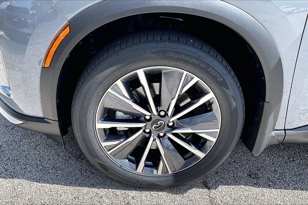 New 2027 INFINITI QX60 Luxe FWD image 30