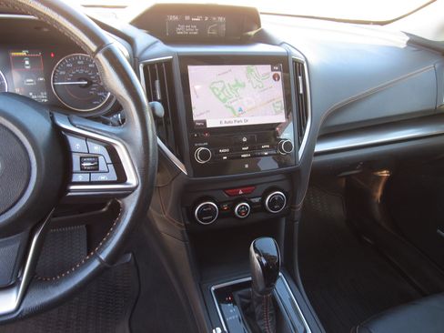 Used 2019 Subaru Crosstrek 2.0i Limited w/ Moonroof Package w/Navigation image 18