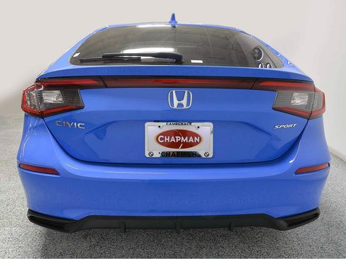 Used 2025 Honda Civic Sport image 4