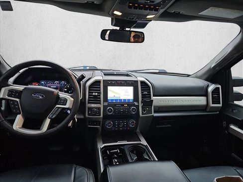 Used 2020 Ford F250 Lariat w/ Lariat Value Package image 16