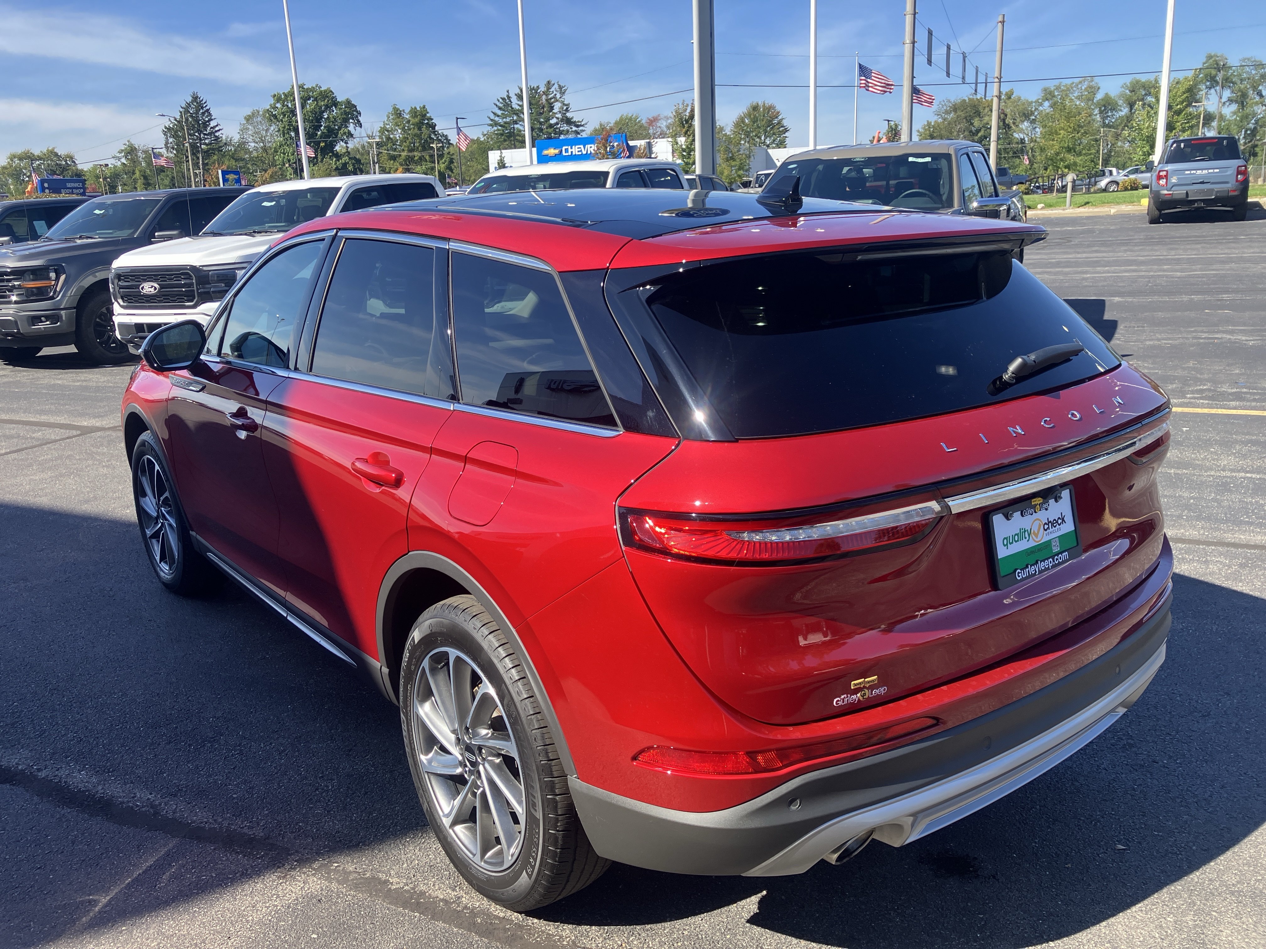 Used 2024 Lincoln Corsair AWD w/ Equipment Group 101A image 11
