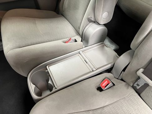 Used 2013 Toyota Highlander Plus image 50