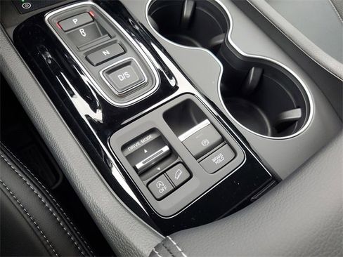 New 2025 Honda Pilot EX-L image 24