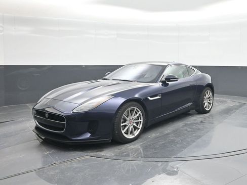 Used 2019 Jaguar F-TYPE Coupe image 27