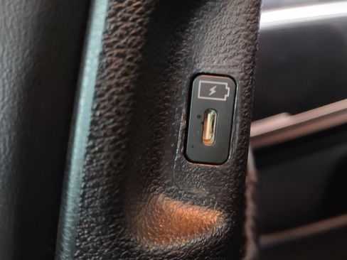 Used 2023 Kia Telluride S AWD/4WD image 34