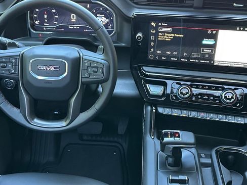 Used 2024 GMC Sierra 1500 AT4X image 14