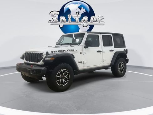 Used 2024 Jeep Wrangler Unlimited Rubicon image 3