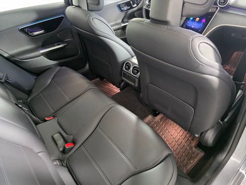 Used 2025 Mercedes-Benz C 300 Sedan image 26