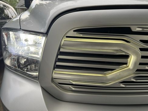 Used 2016 RAM 1500 Tradesman AWD/4WD image 28