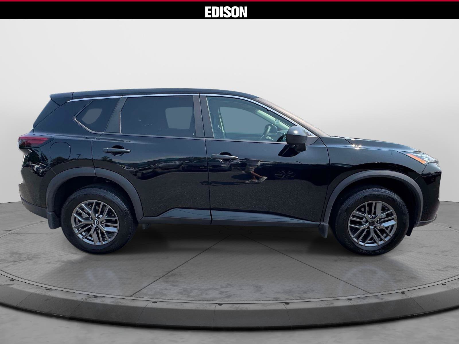 Used 2026 Nissan Rogue S AWD/4WD image 5