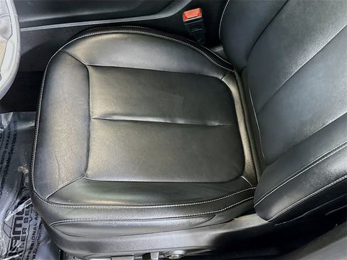 Used 2022 Jeep Grand Cherokee Limited 4xe image 26