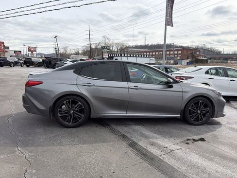Used 2025 Toyota Camry XSE image 2