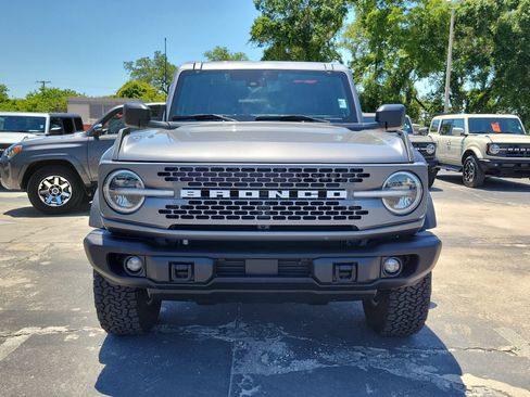 Certified 2025 Ford Bronco Badlands AWD/4WD image 3