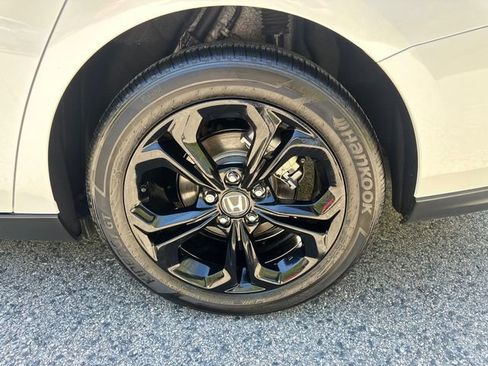 Used 2025 Honda Accord SE image 14