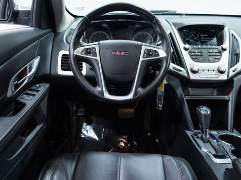Used 2017 GMC Terrain SLT w/ Open Road Package FWD image 3