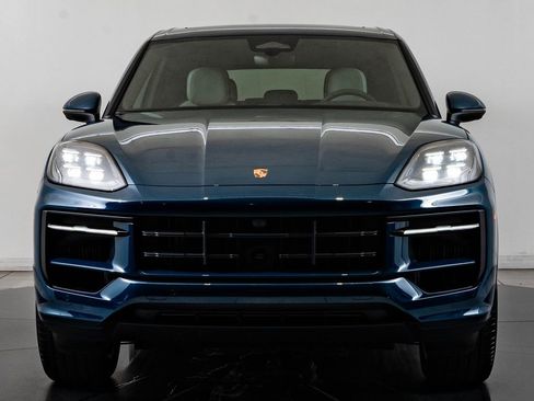 New 2026 Porsche Cayenne AWD/4WD image 11