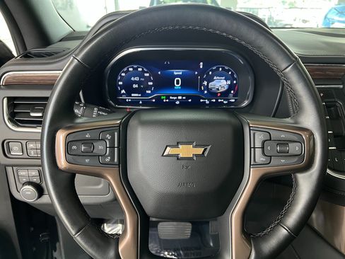 Used 2023 Chevrolet Tahoe High Country AWD/4WD image 13