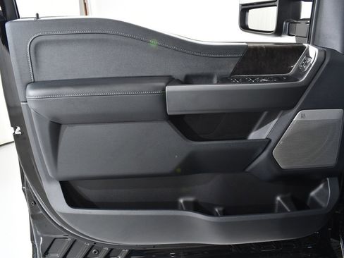 New 2026 Ford F350 Lariat w/ Black Appearance Package image 27