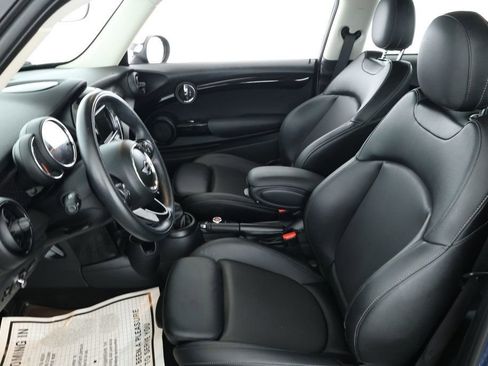 Used 2018 MINI Cooper S image 17